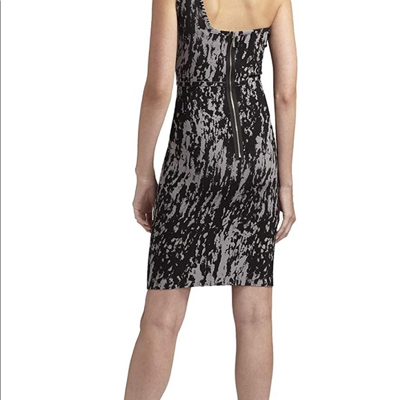 BGBG Maxazarian Bodycon dress animal print - Picture 2 of 7